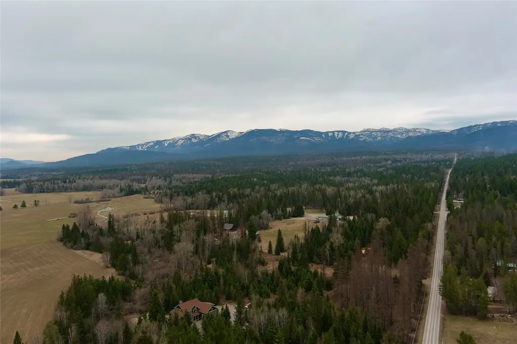 1605 Tamarack Lane Columbia Falls MT 59912