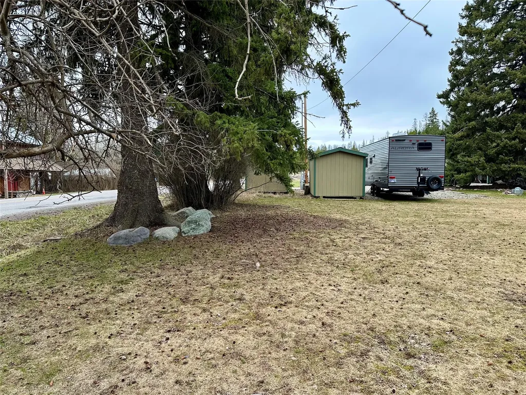 1605 Tamarack Lane Columbia Falls MT 59912