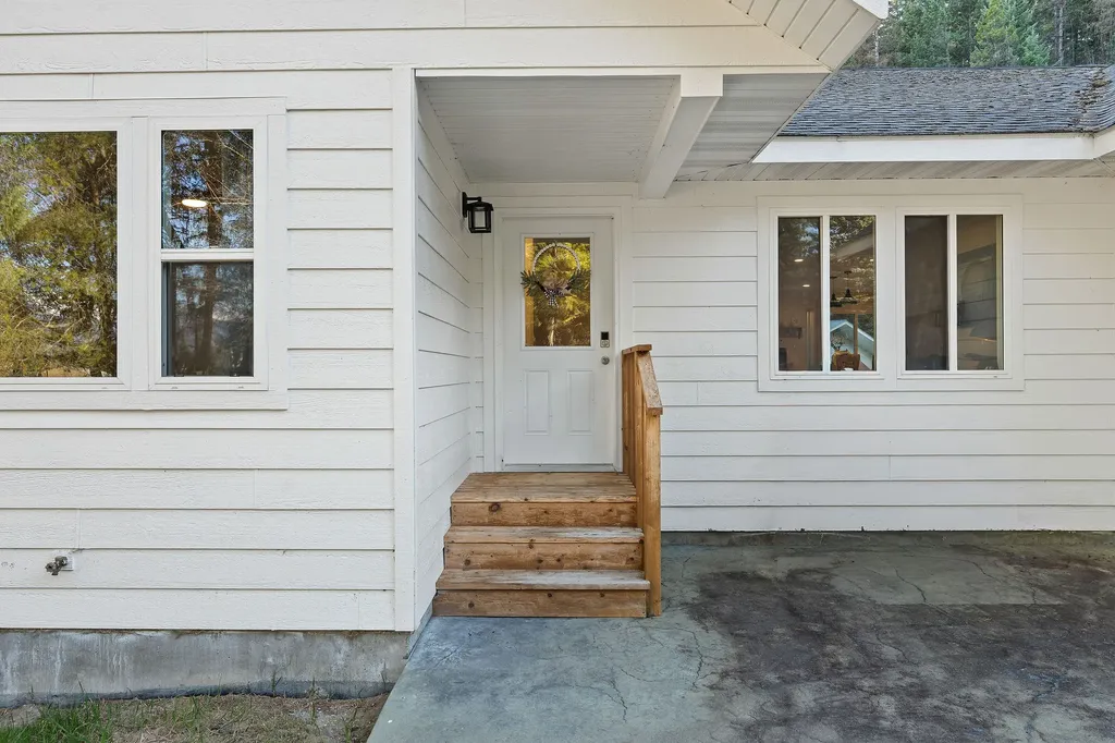 620 Swan River Road Bigfork MT 59911