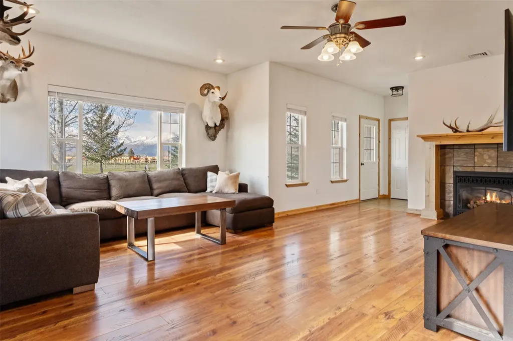 588 Willow Creek Road Corvallis MT 59828