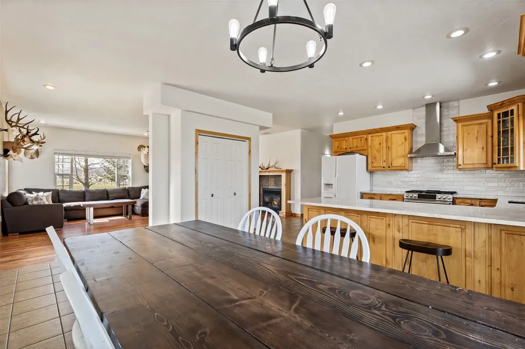 588 Willow Creek Road Corvallis MT 59828