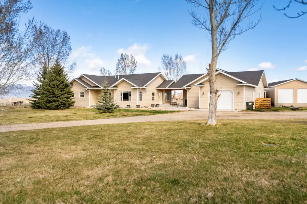 588 Willow Creek Road Corvallis MT 59828