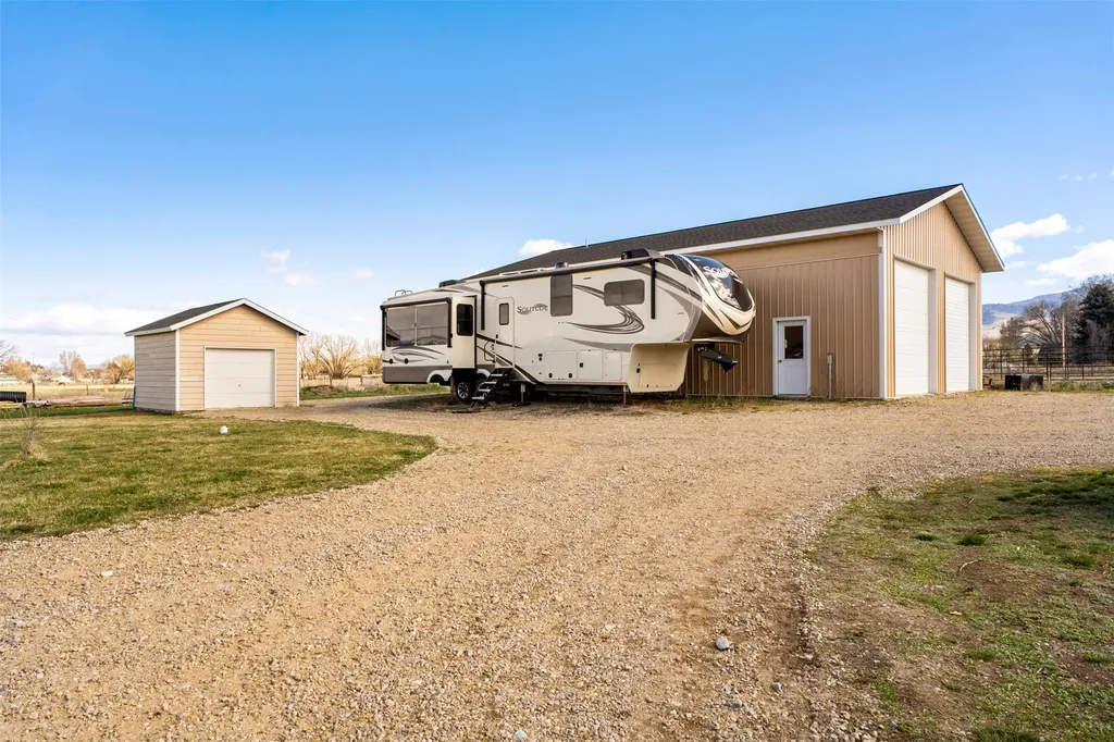 588 Willow Creek Road Corvallis MT 59828