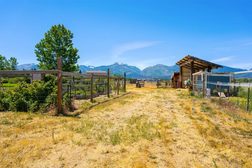 588 Willow Creek Road Corvallis MT 59828