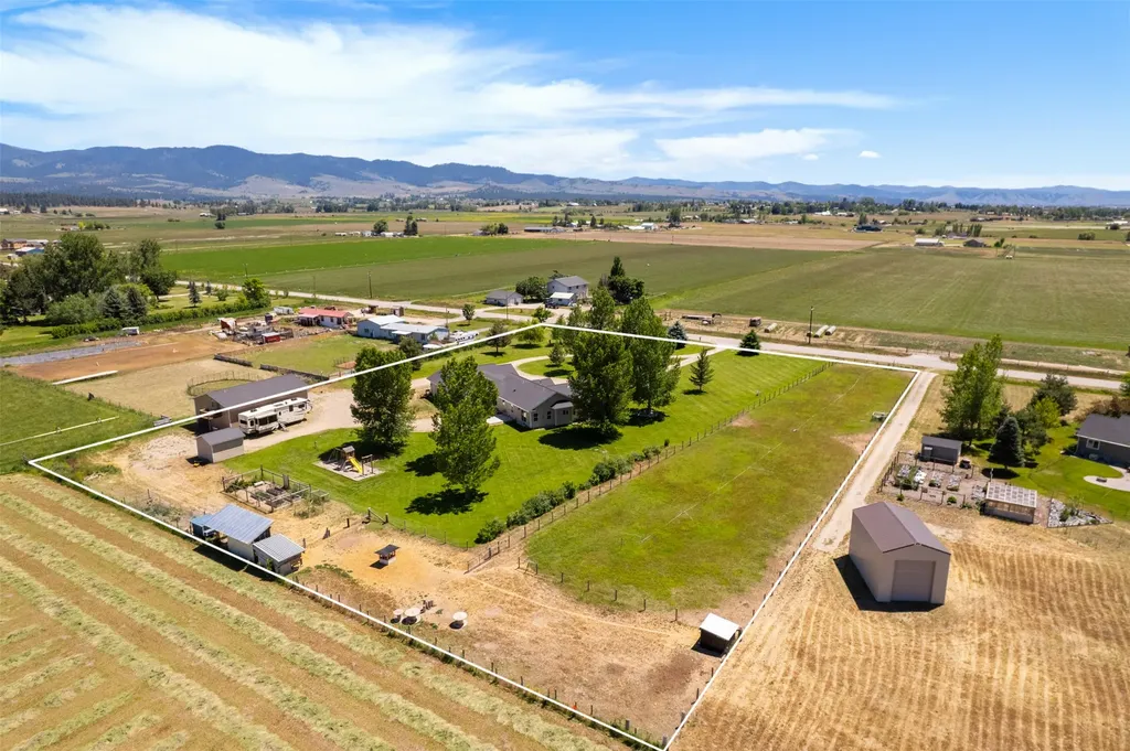 588 Willow Creek Road Corvallis MT 59828