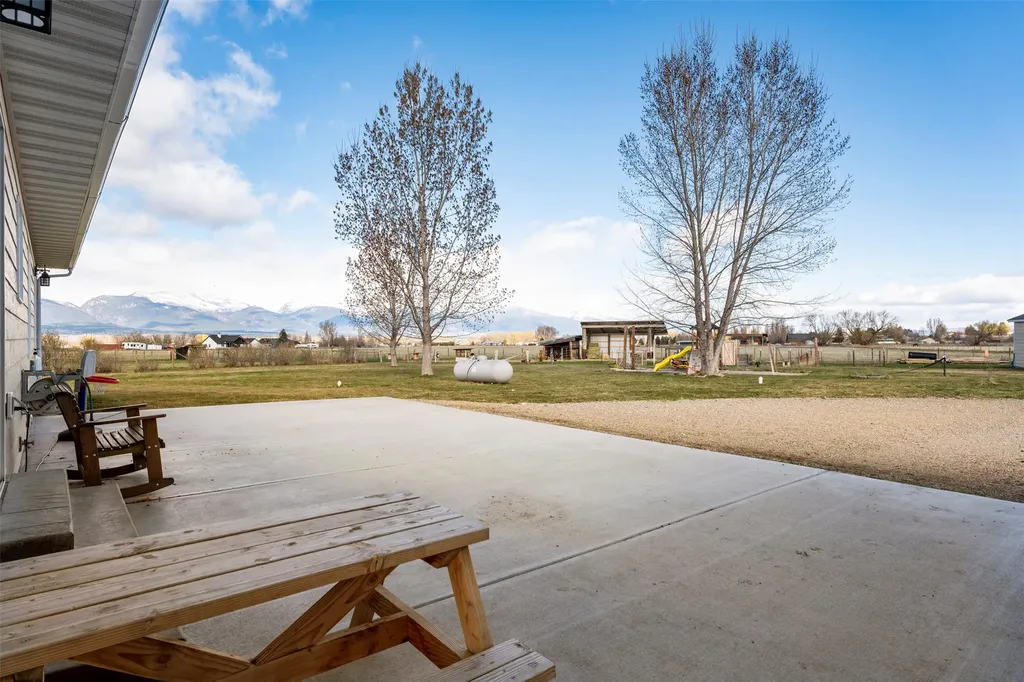 588 Willow Creek Road Corvallis MT 59828