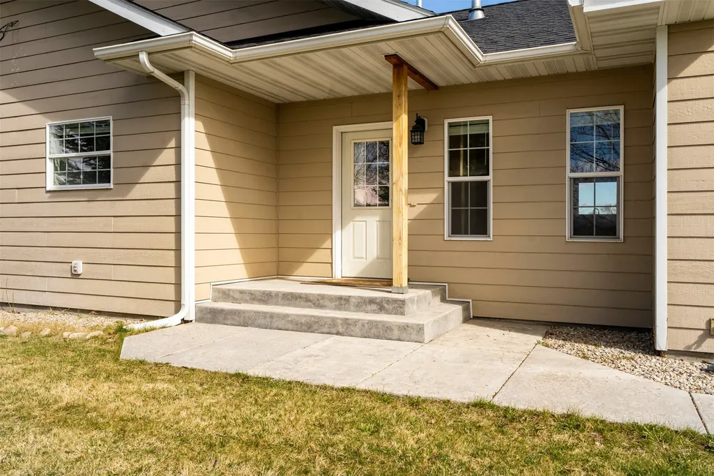 588 Willow Creek Road Corvallis MT 59828
