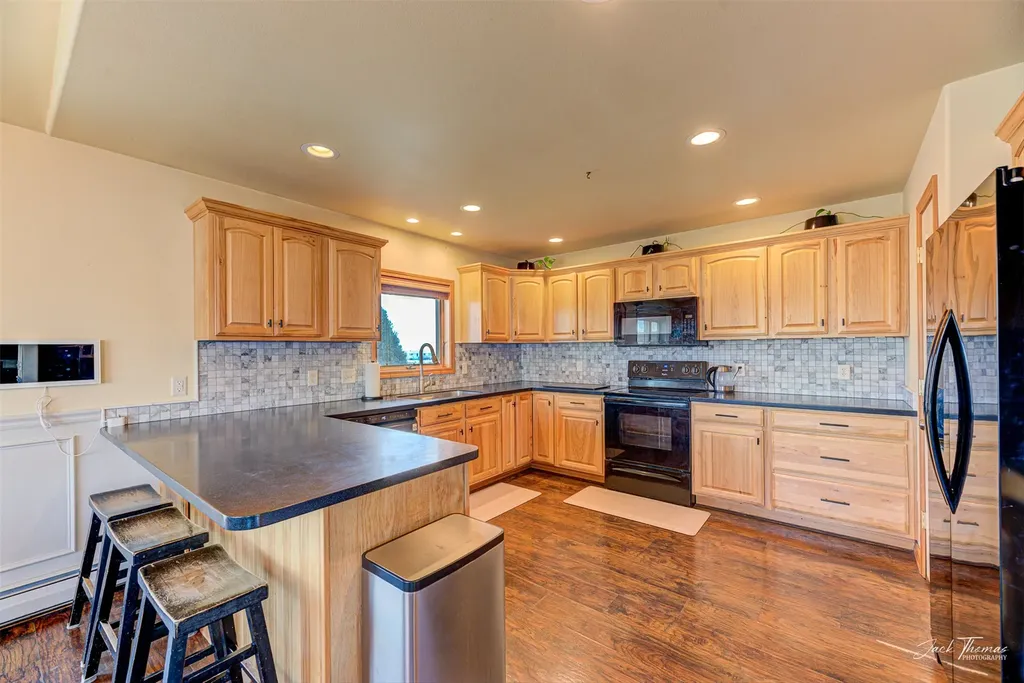 380 Best Place Road Helena MT 59602