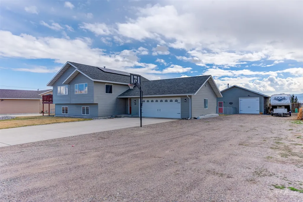 380 Best Place Road Helena MT 59602
