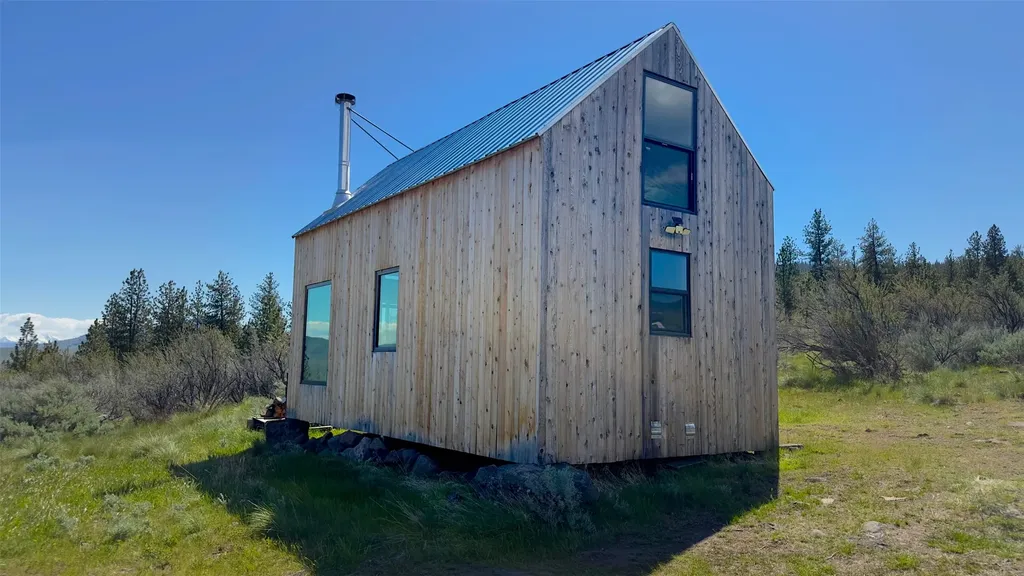 18 Benji Court Hot Springs MT 59845