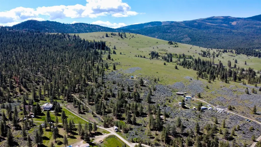 18 Benji Court Hot Springs MT 59845