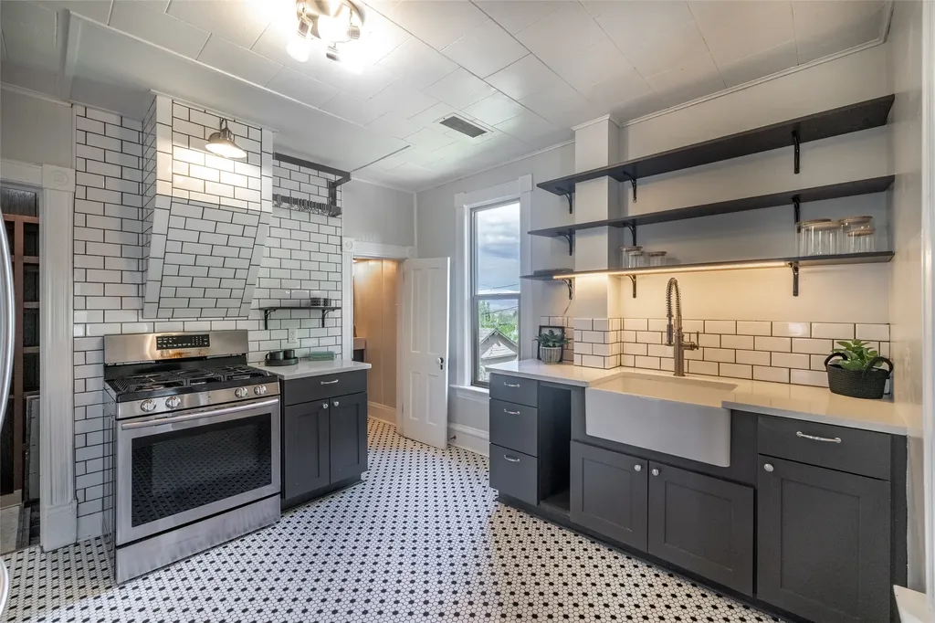19 Shiland Street Helena MT 59601