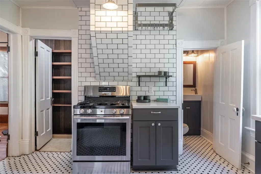 19 Shiland Street Helena MT 59601