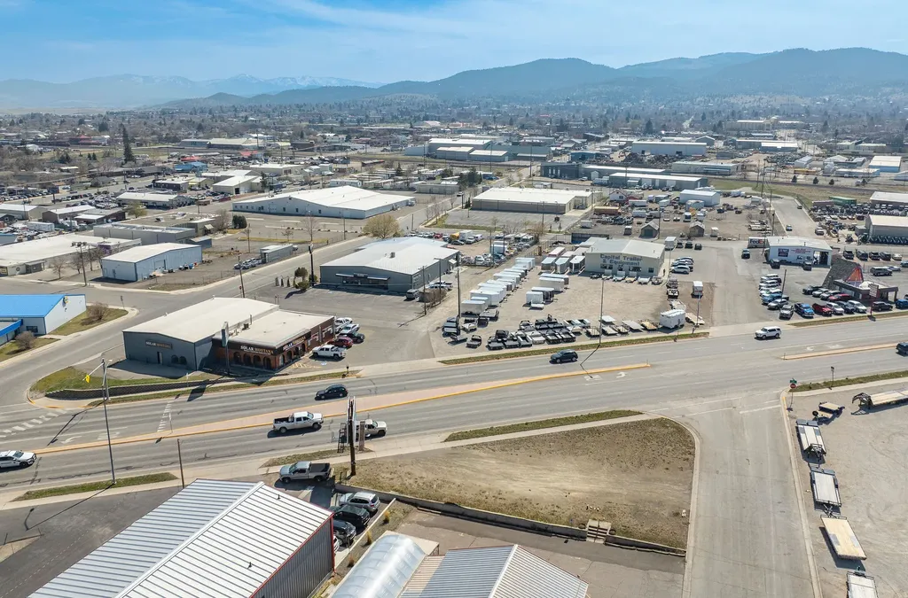 2000 N Last Chance Gulch Helena MT 59601