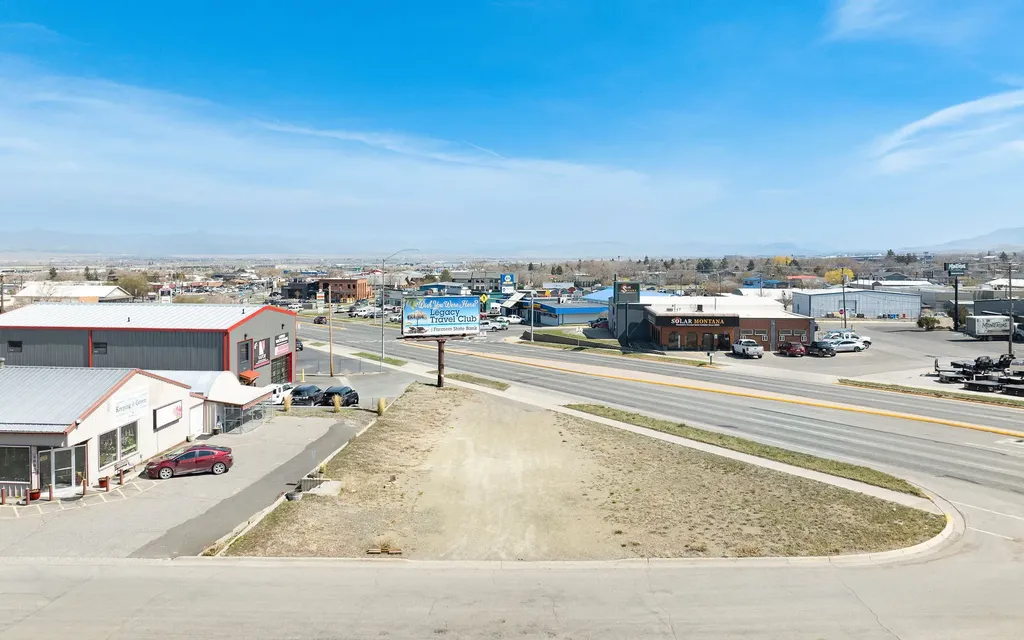 2000 N Last Chance Gulch Helena MT 59601