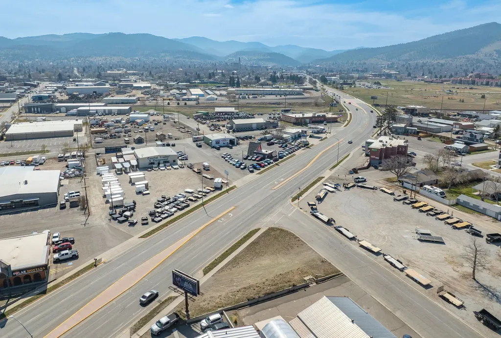 2000 N Last Chance Gulch Helena MT 59601