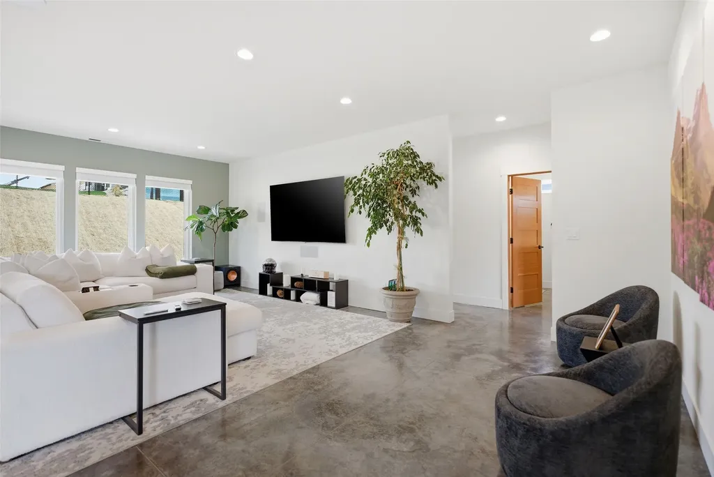 4393 Christian Drive Missoula MT 59803