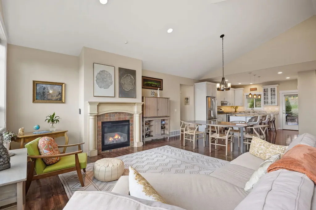 423 Palouse Prairie Court Bigfork MT 59911