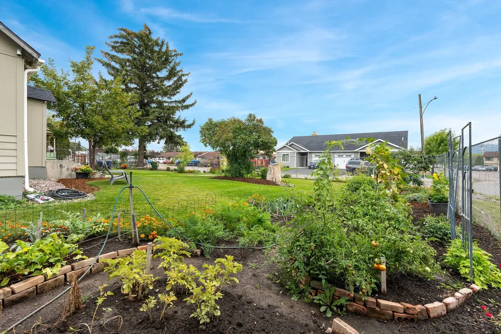 1045 8th Street W Kalispell MT 59901