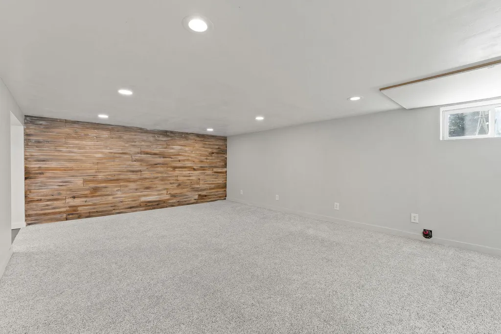 1045 8th Street W Kalispell MT 59901