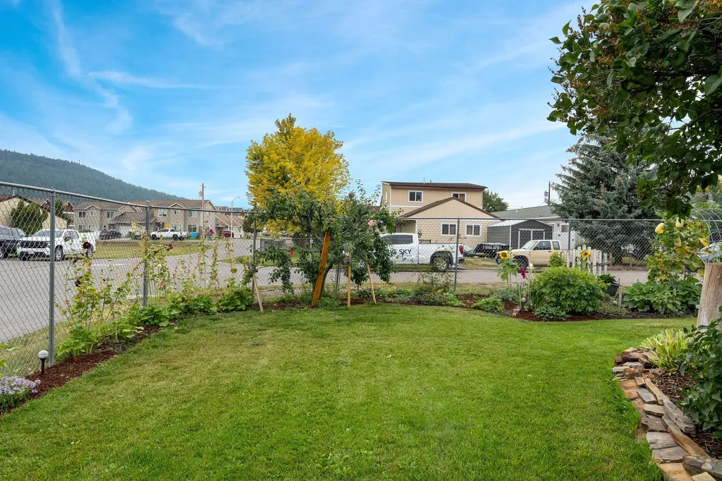 1045 8th Street W Kalispell MT 59901