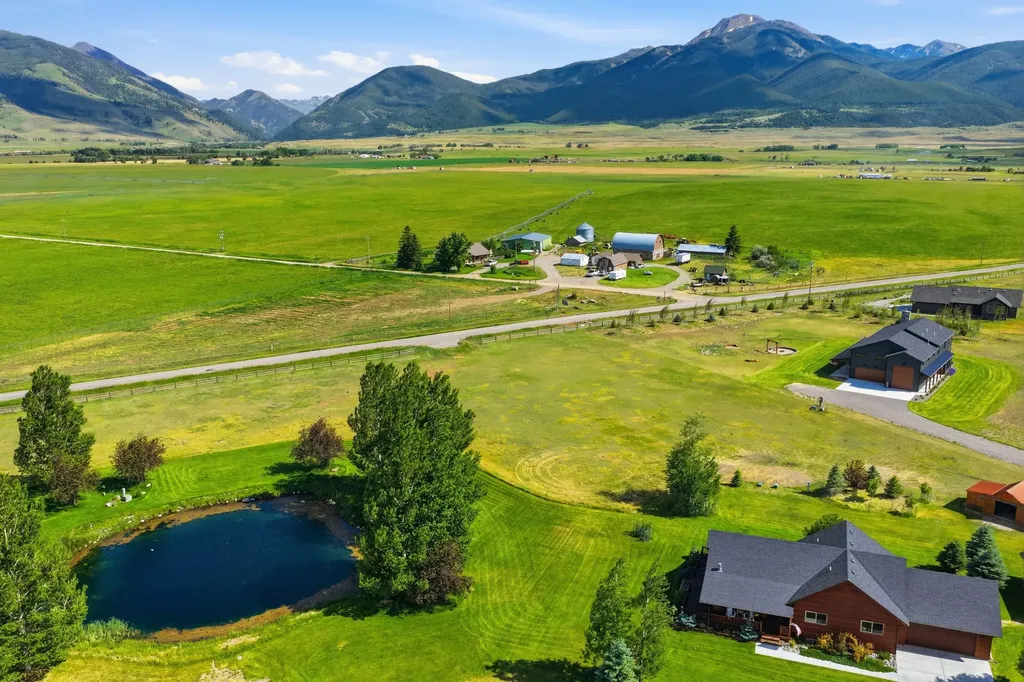 18 Obsidian Road Livingston MT 59047