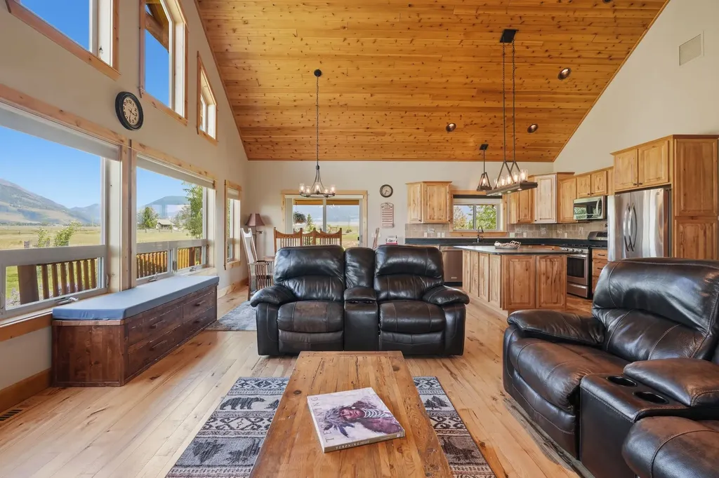 18 Obsidian Road Livingston MT 59047