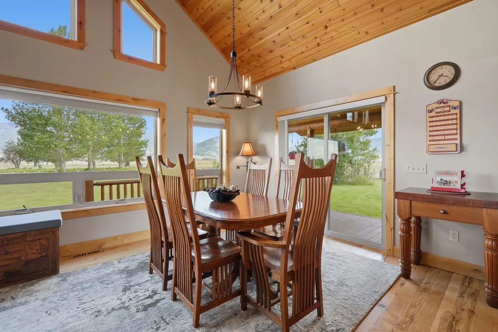18 Obsidian Road Livingston MT 59047