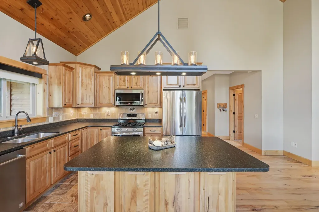 18 Obsidian Road Livingston MT 59047