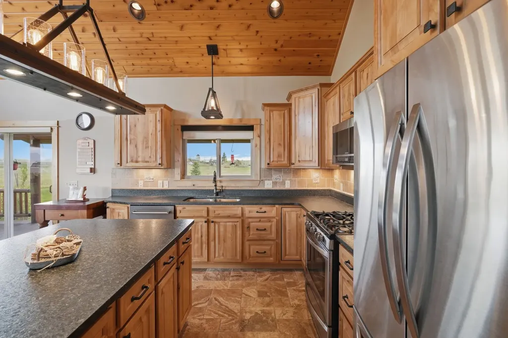 18 Obsidian Road Livingston MT 59047