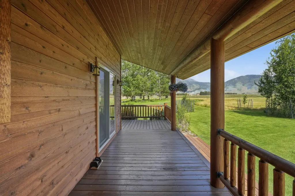 18 Obsidian Road Livingston MT 59047