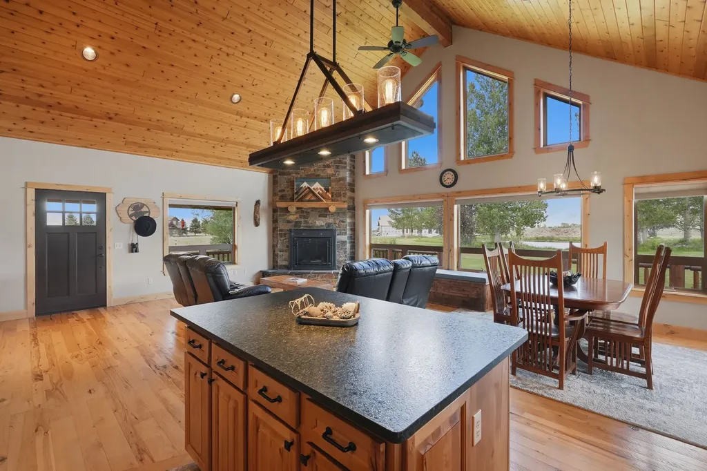 18 Obsidian Road Livingston MT 59047