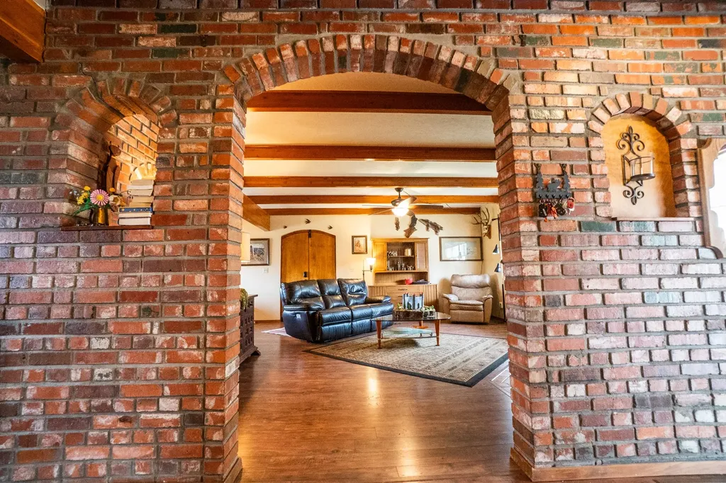 2850 Big Flat Road Missoula MT 59804