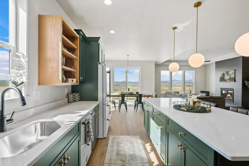 2924 Adam Run Avenue Helena MT 59601