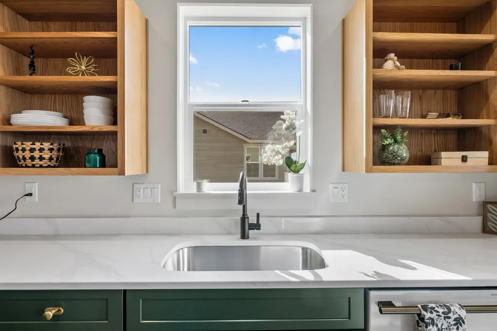 2924 Adam Run Avenue Helena MT 59601