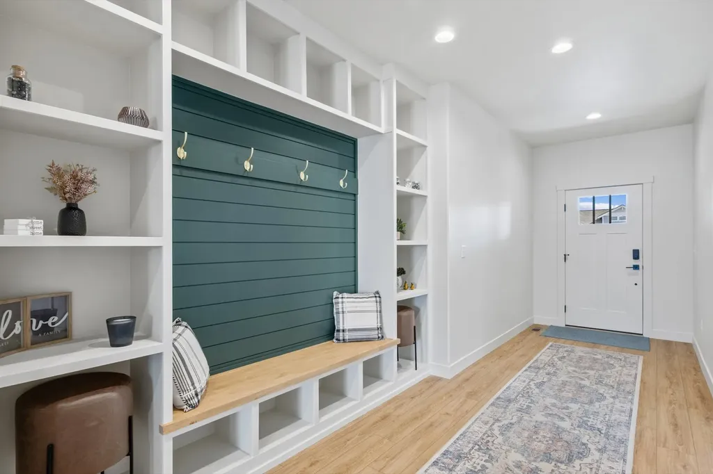 2924 Adam Run Avenue Helena MT 59601