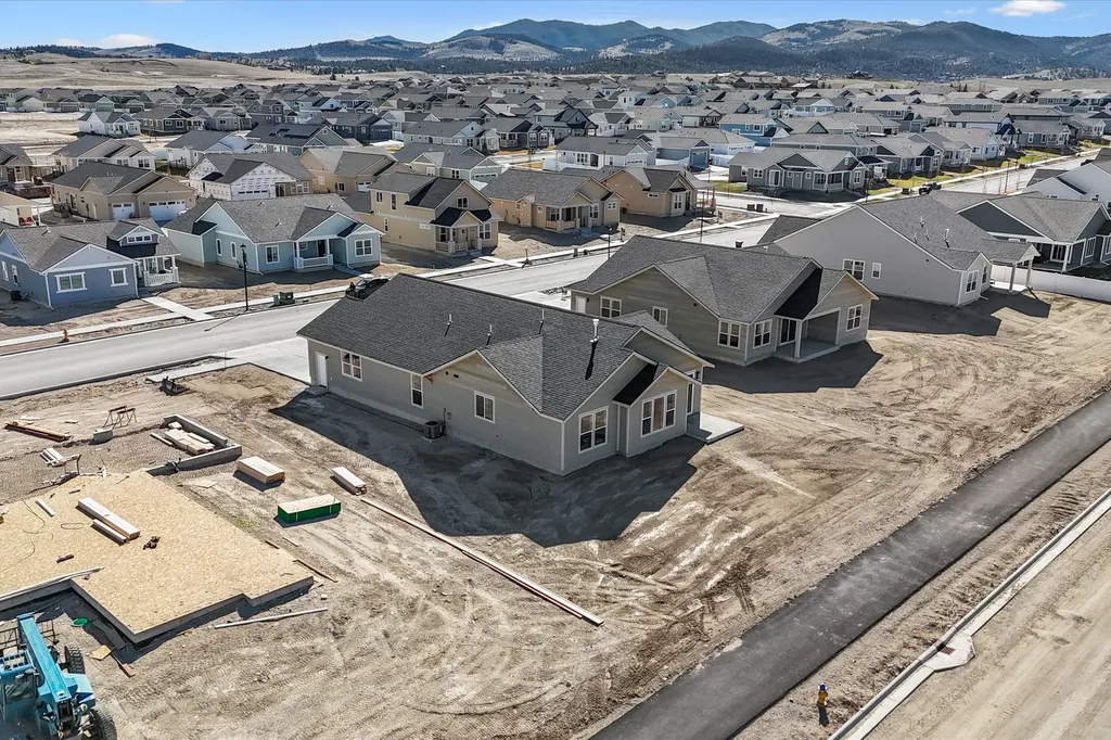 2924 Adam Run Avenue Helena MT 59601