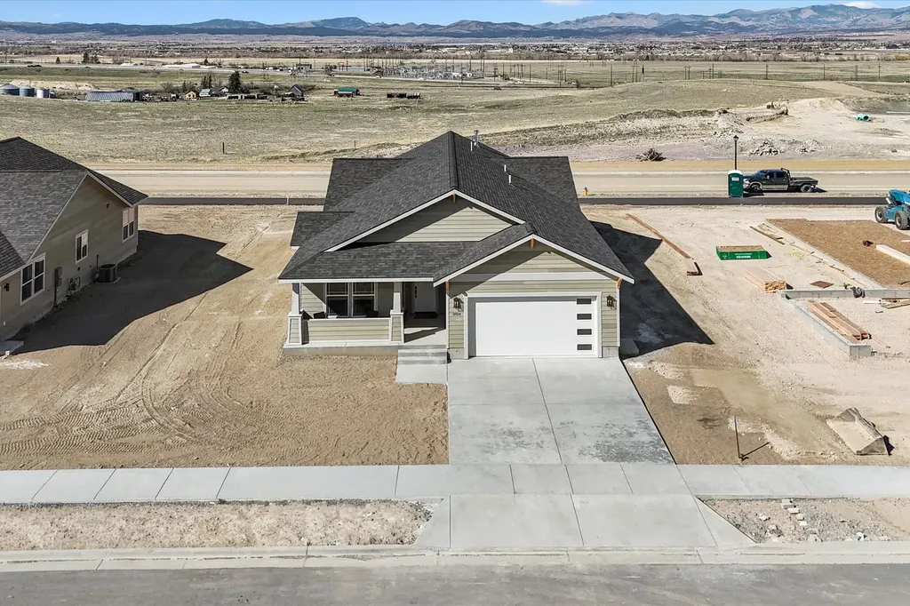 2924 Adam Run Avenue Helena MT 59601