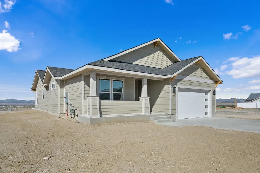 2924 Adam Run Avenue Helena MT 59601