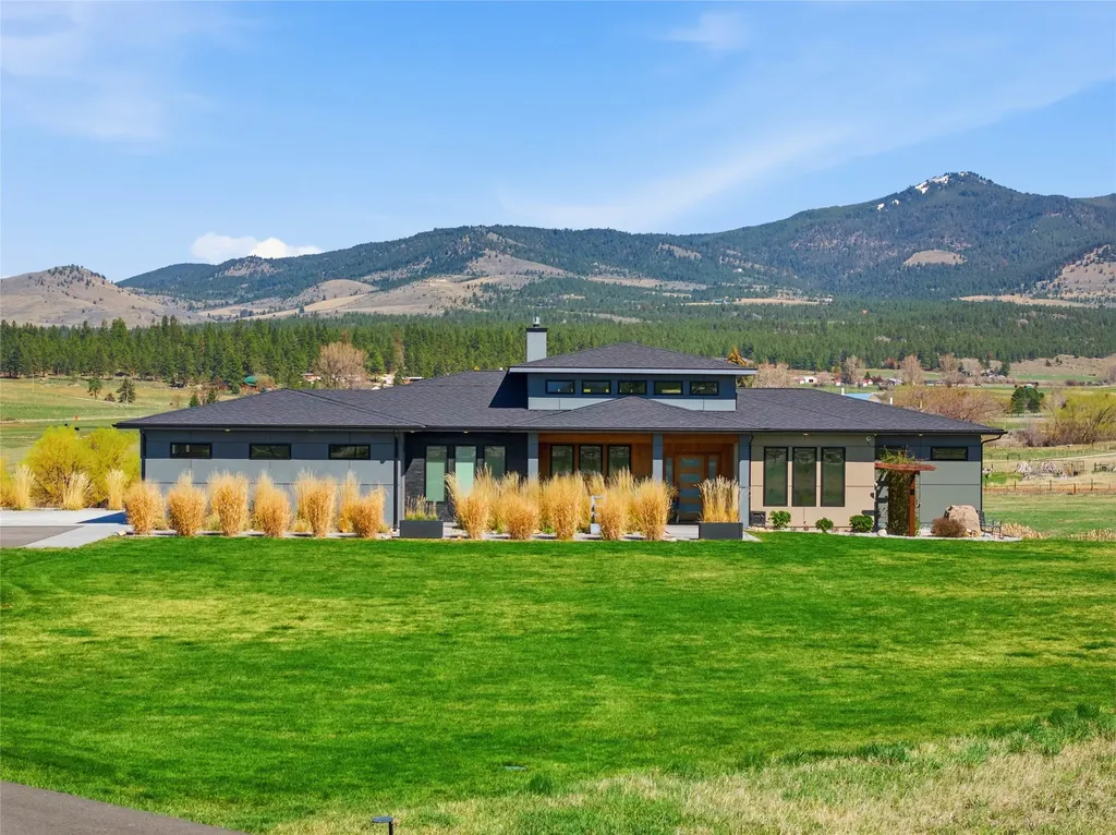773 Stone Creek Loop Corvallis MT 59828
