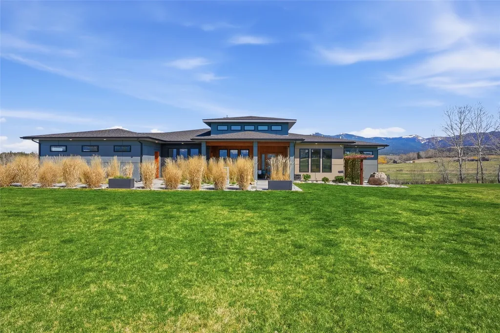 773 Stone Creek Loop Corvallis MT 59828