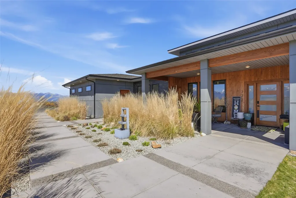 773 Stone Creek Loop Corvallis MT 59828