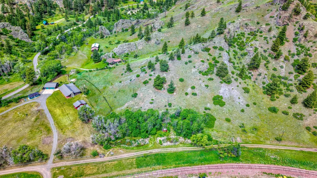 8 N Cooper Lane Cascade MT 59421