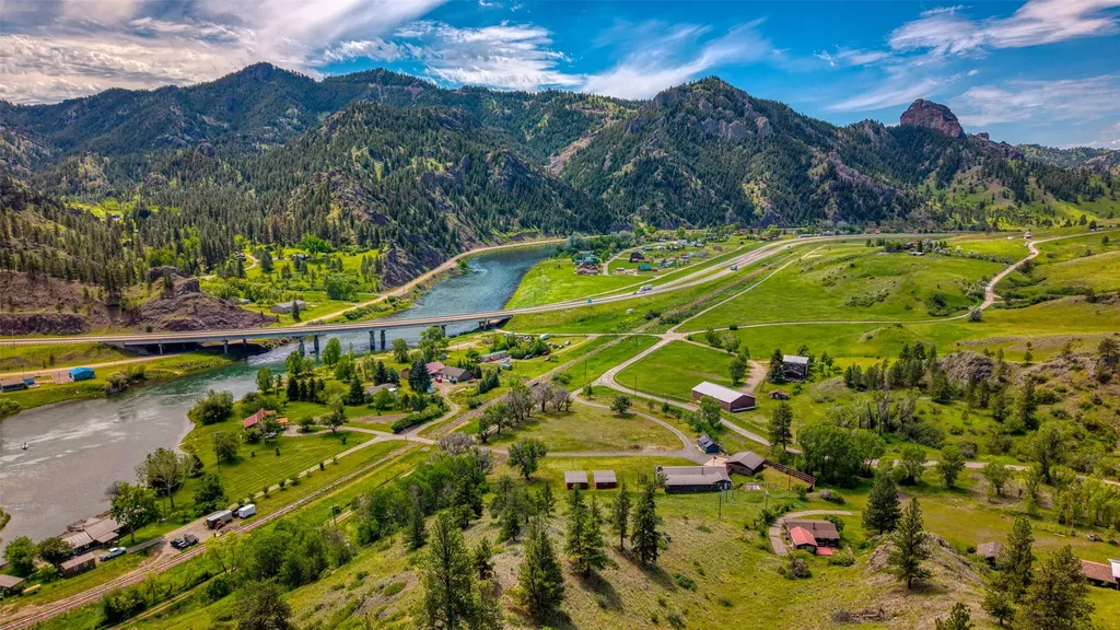 8 N Cooper Lane Cascade MT 59421