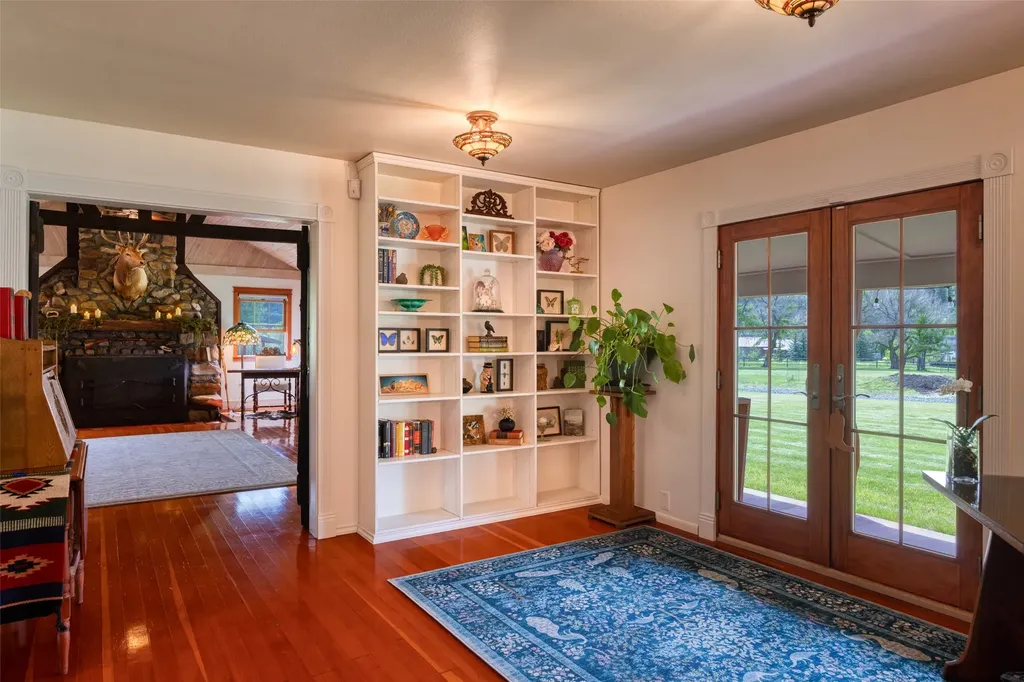 8 N Cooper Lane Cascade MT 59421