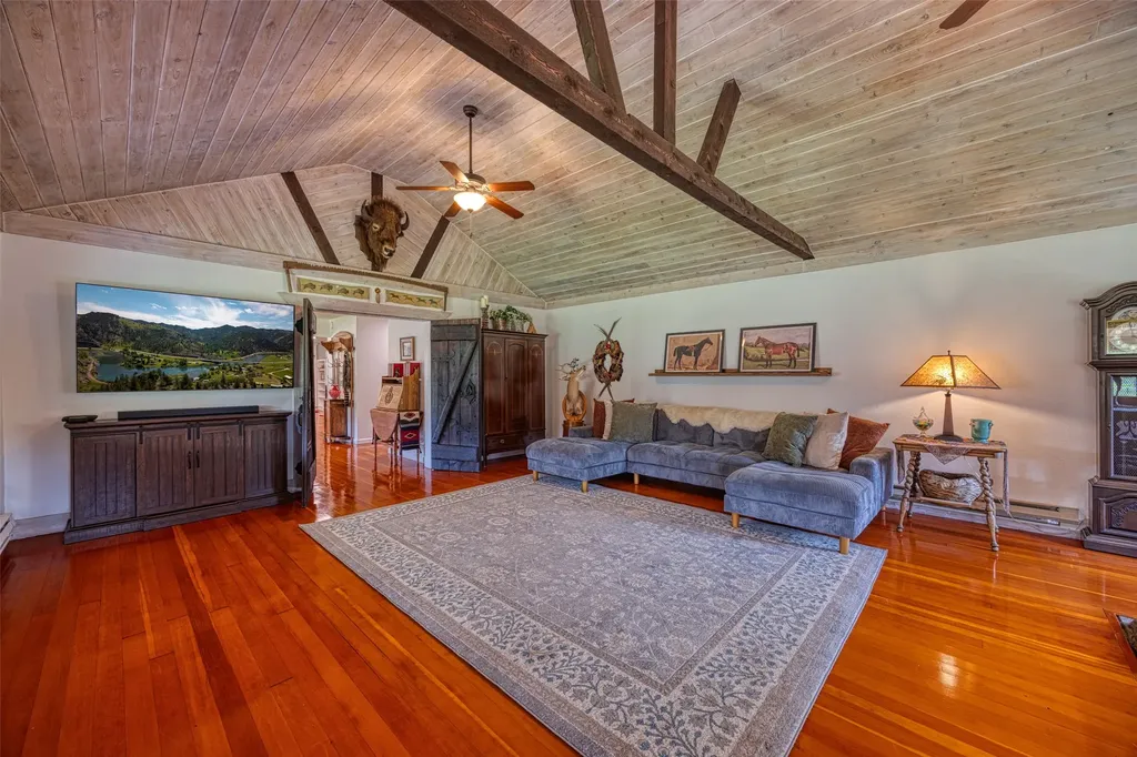 8 N Cooper Lane Cascade MT 59421