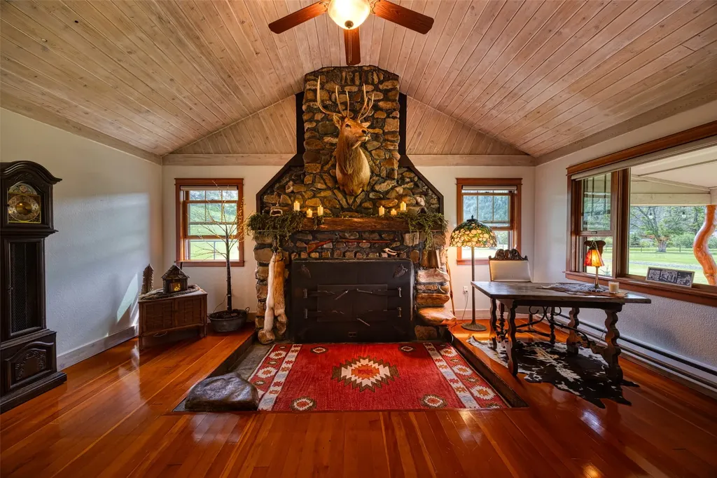 8 N Cooper Lane Cascade MT 59421