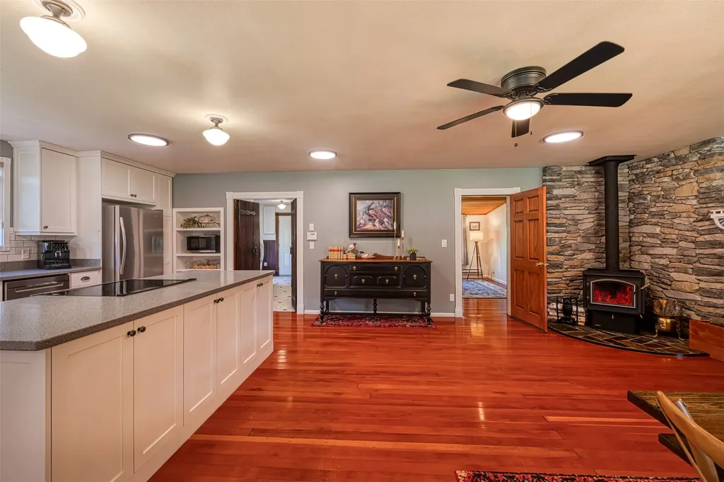 8 N Cooper Lane Cascade MT 59421
