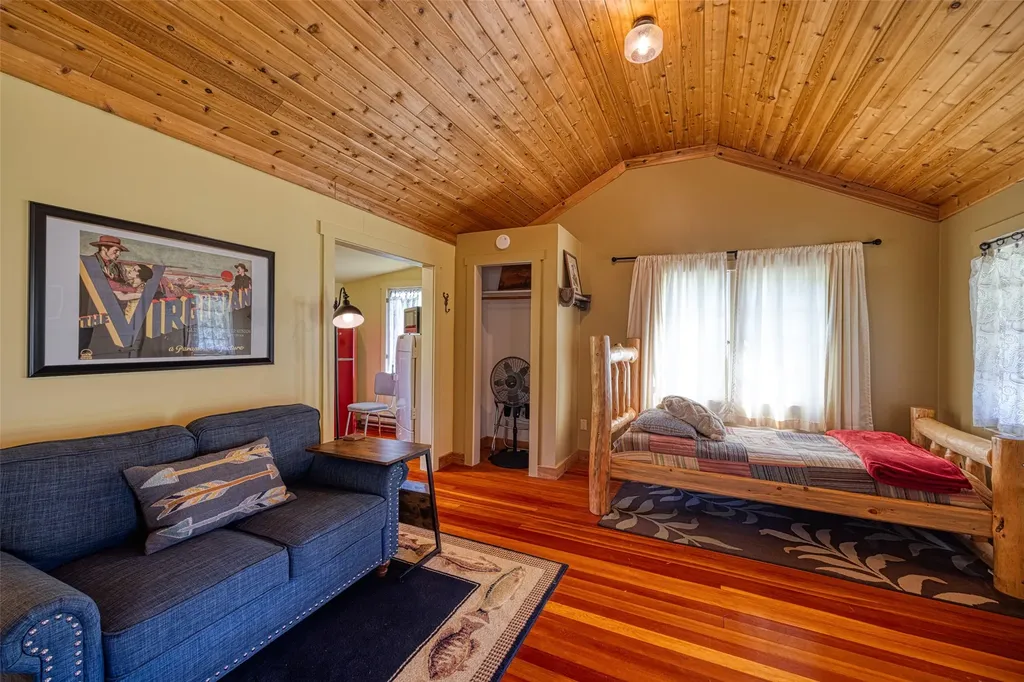 8 N Cooper Lane Cascade MT 59421