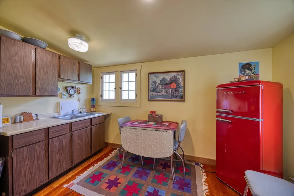 8 N Cooper Lane Cascade MT 59421